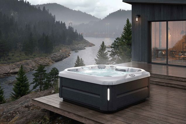 Jacuzzi J-345 - Comfort Hot Tub with Open Seating