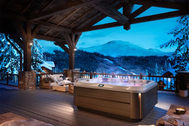 Jacuzzi J-385 - Largest Open Seating in the Comfort Collection